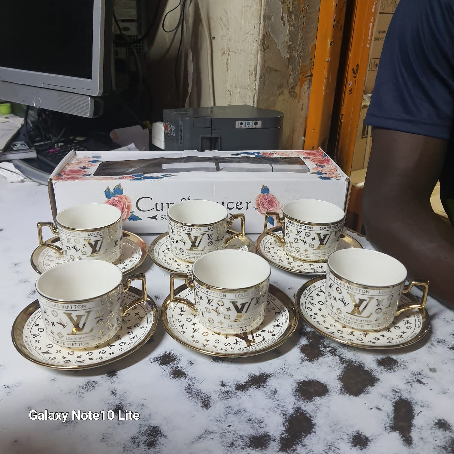 12pcs cups and saucers product image 3