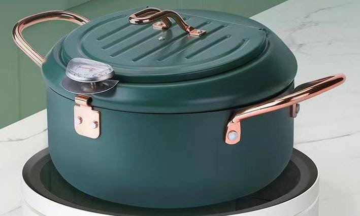 3.4L Frying pot with thermometer and oil drain grill