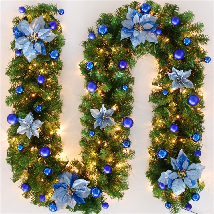 Christmas Garland with flower decoration, product image 3