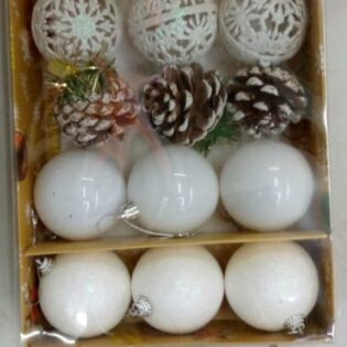White decor balls mixed
