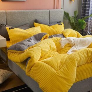 Velvet duvet, one bedsheet and two pillowcase -