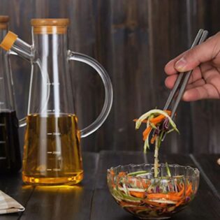 Glass oil/vinegar jar with Bamboo lid