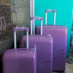 Rubber suitcases
Per set of 3 Pcs